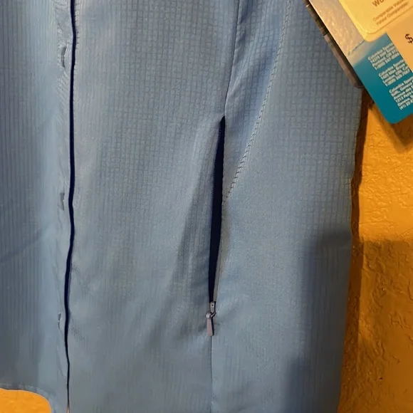 NEW WITH TAGS COLUMBIA SLEEVELESS SHIRT!!! - Picture 4 of 4